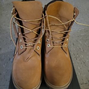 Timberland 6" Premium Waterproof Boots juniors size 7